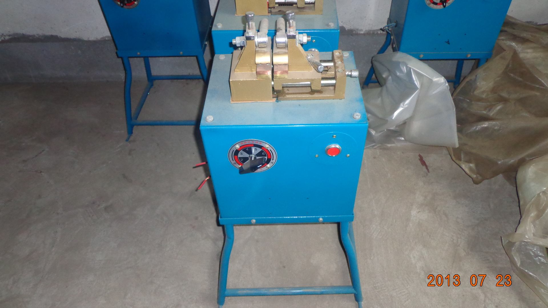 Butt welder machine for drawing wire